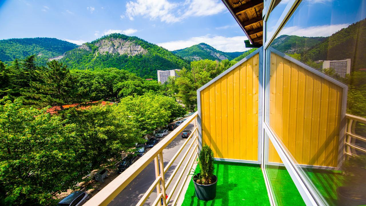 Guest House Боржомі Екстер'єр фото