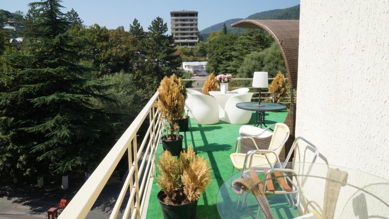 Guest House Боржомі Екстер'єр фото